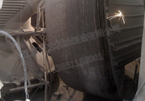 立磨離線(xiàn)堆焊